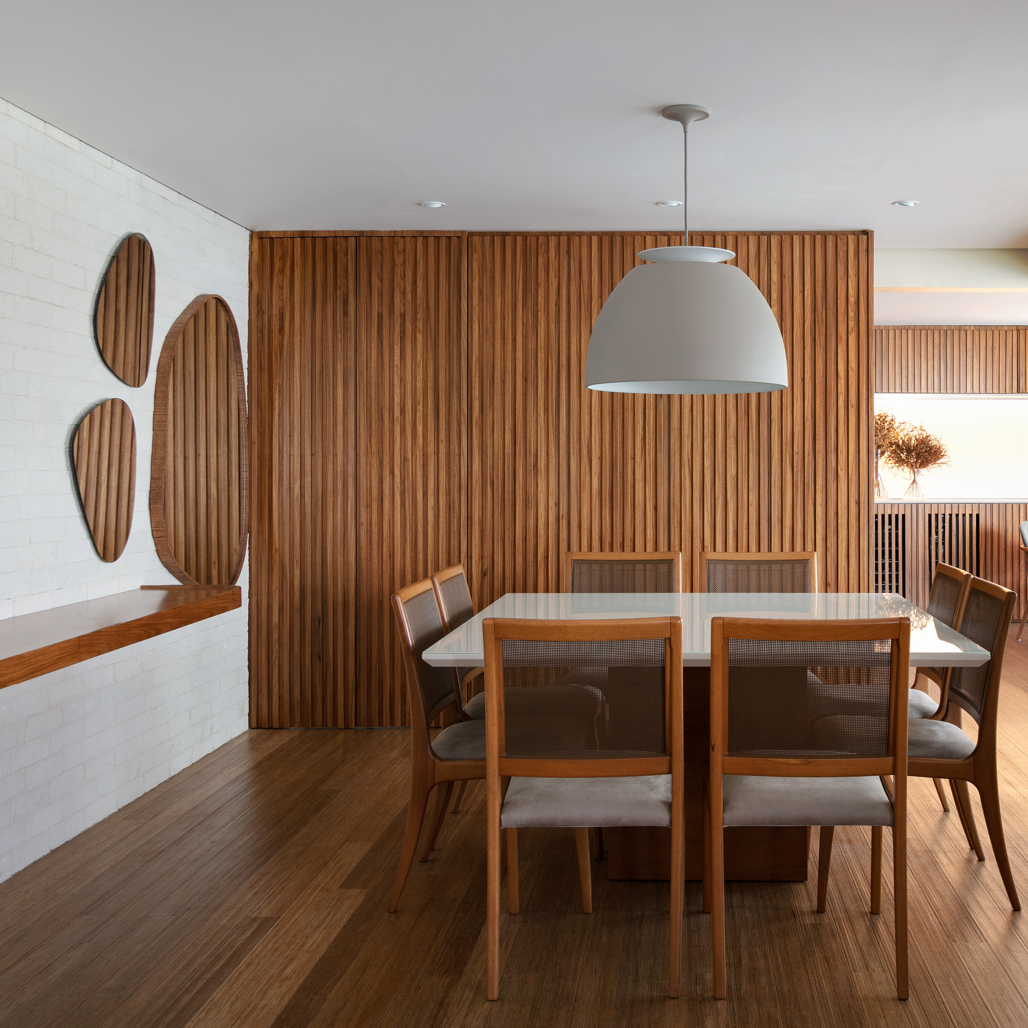 luminária bossa, por fernando prado para lumini, bossa 20 anos