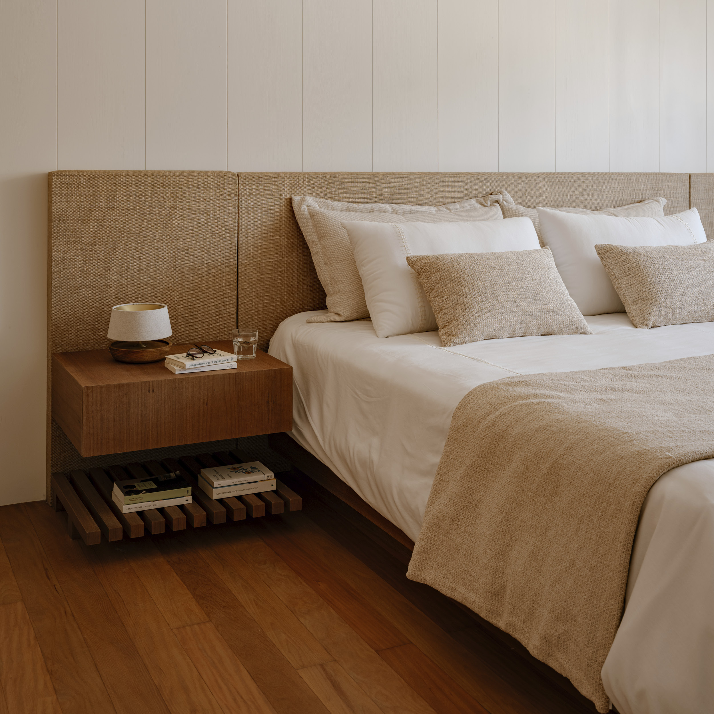 luminária de mesa abajur nord 200 t portátil, design fernando prado para lumini