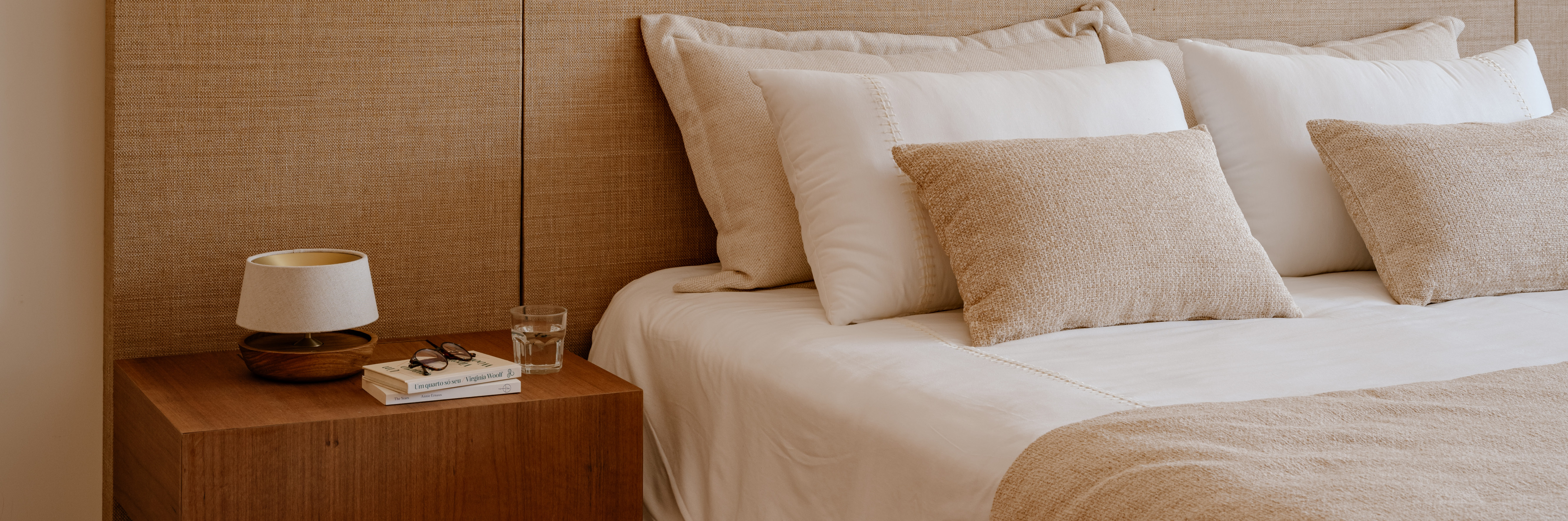 luminária de mesa abajur nord 200 t portátil, design fernando prado para lumini