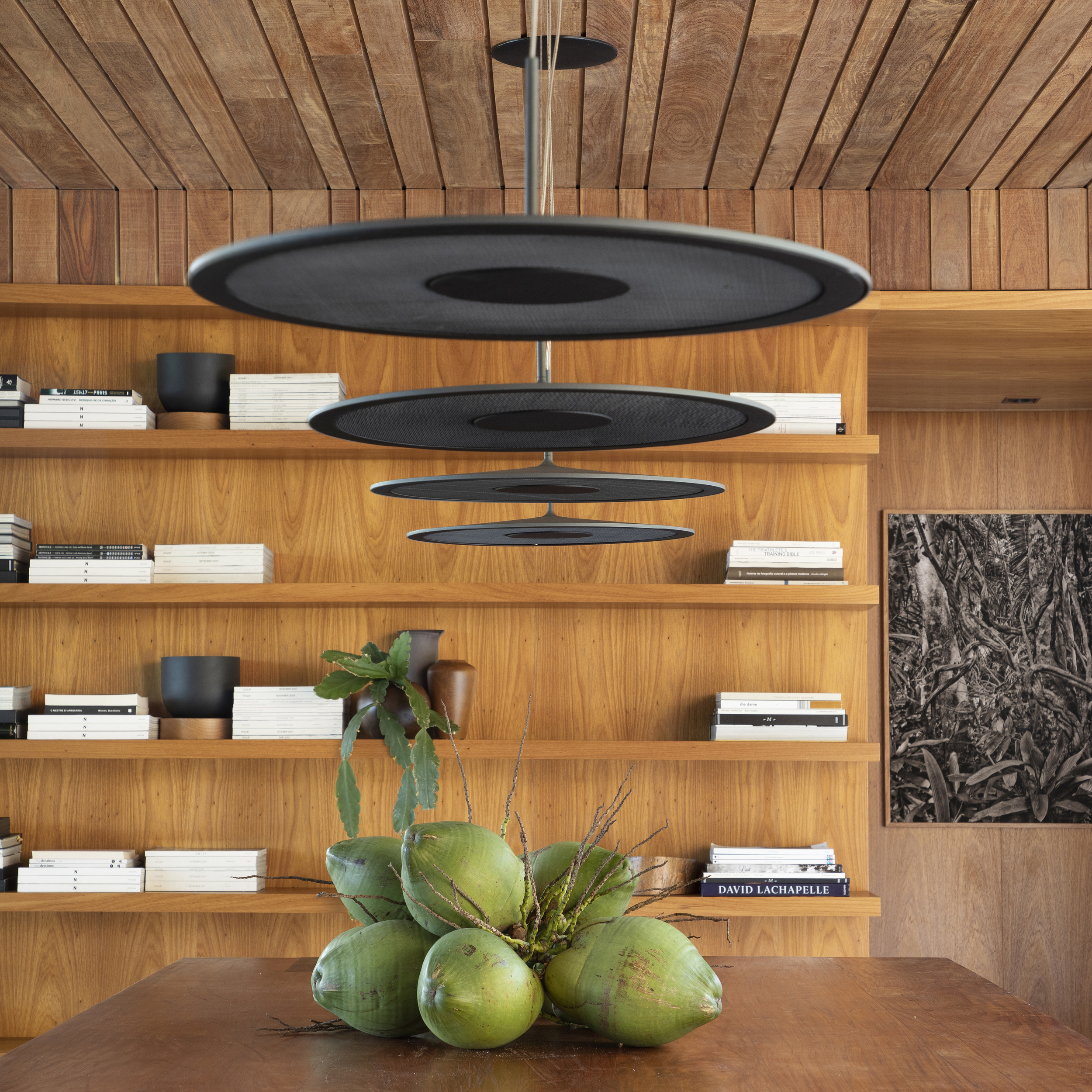 luminária ufo, de fernando prado para lumini