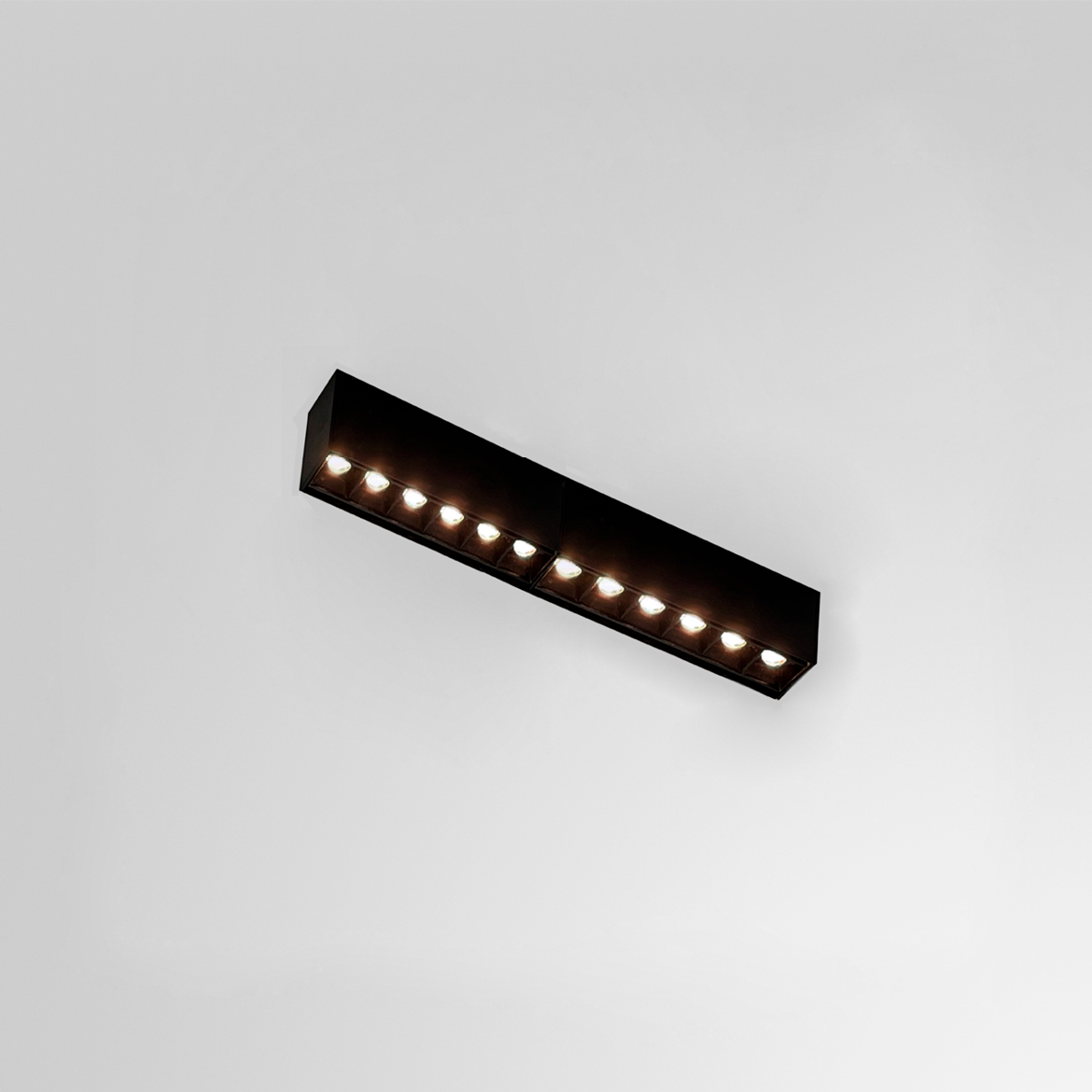 foto_darklight 34 c-01.png