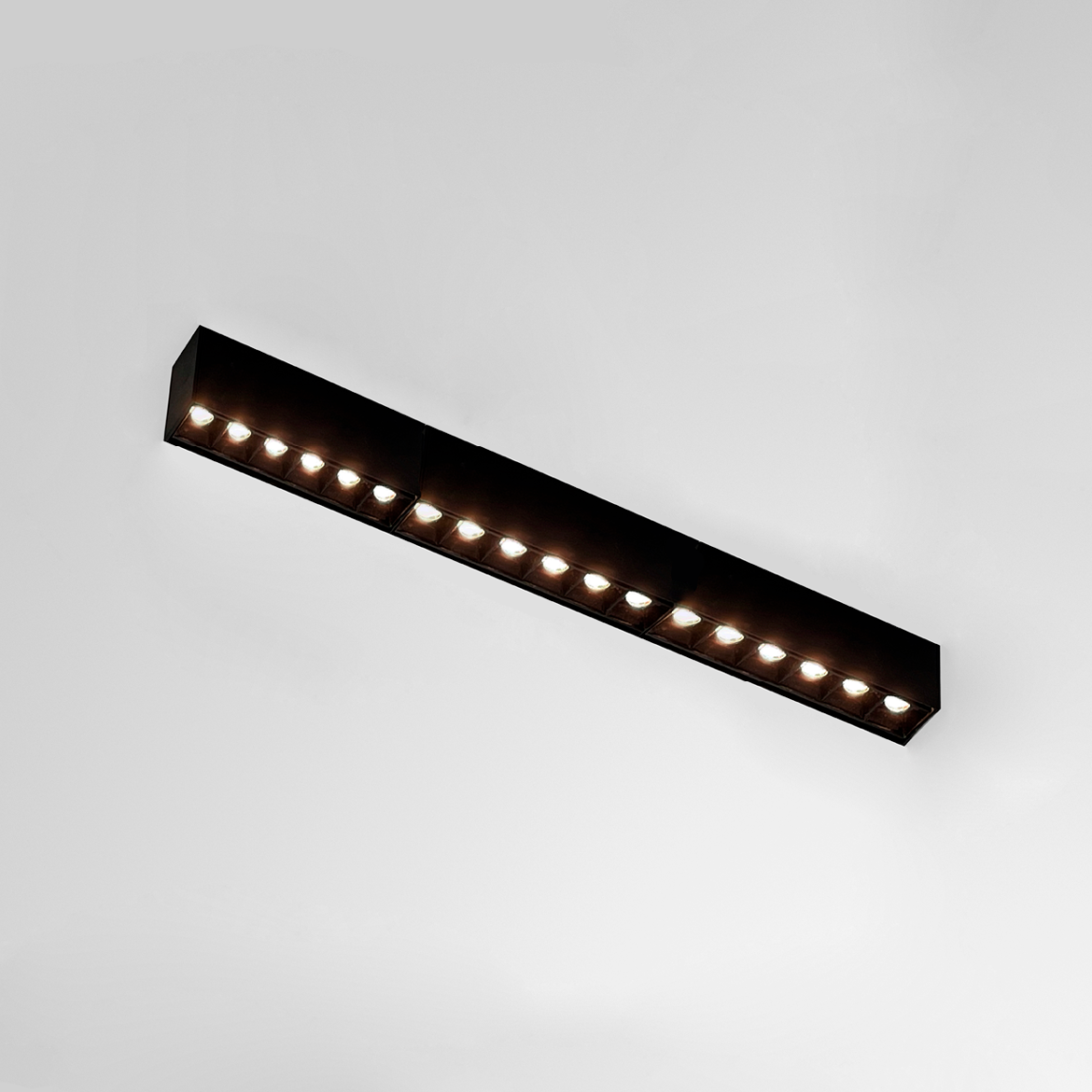 foto_darklight 50 c-01.png