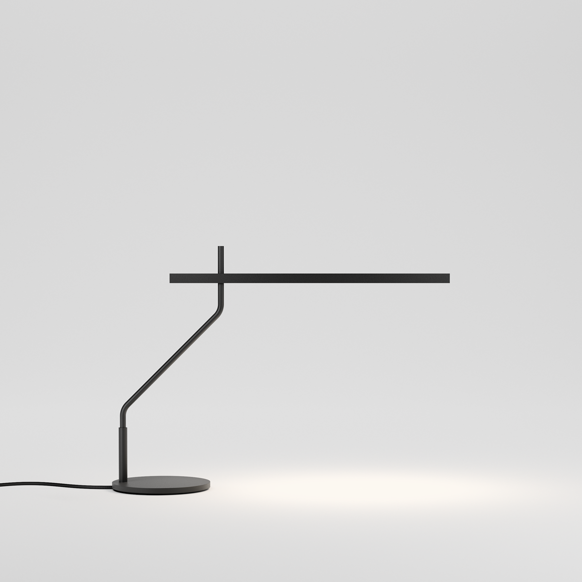 foto_luminaria-desk-t-preto.png