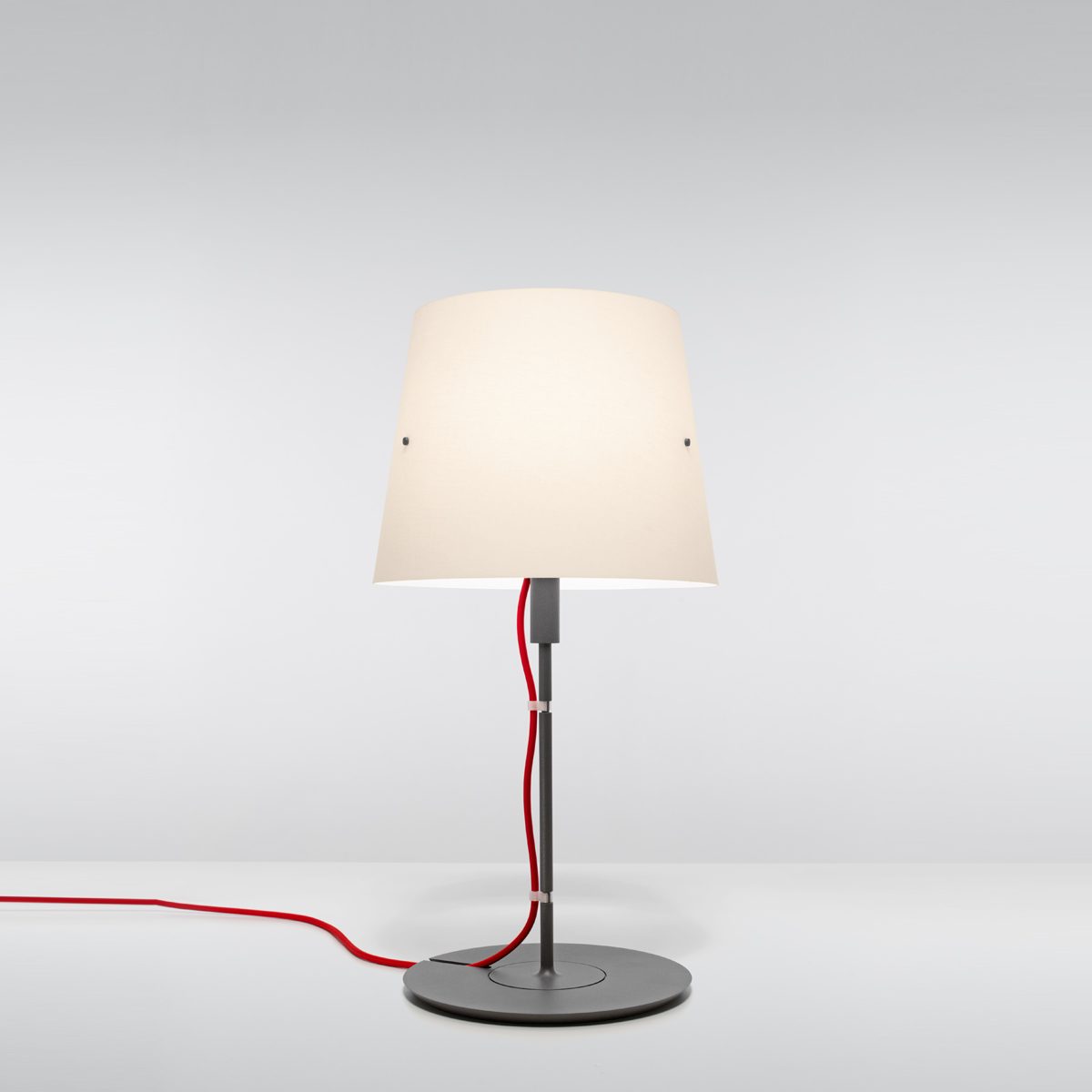 foto_luminaria-do- it-t-grafite-01.jpg