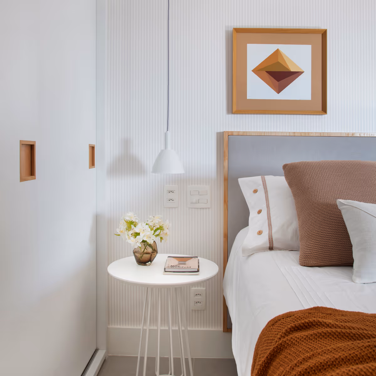 foto_luminaria-mini-bauhaus-90-s-branco-quarto