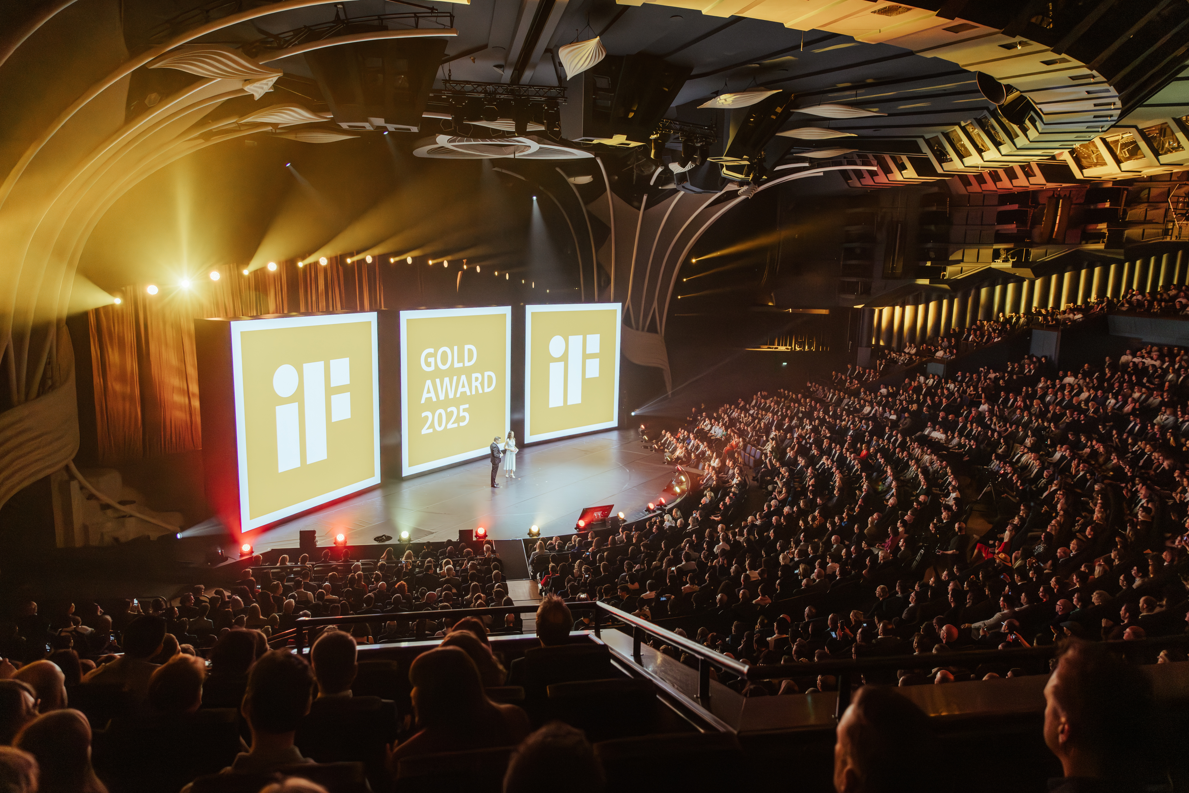 cerimônia de premiação do if design award 2025